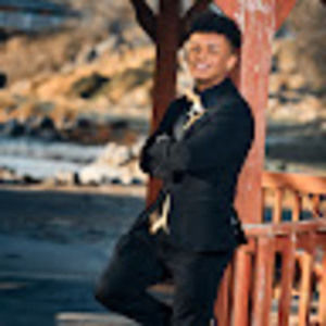 Meet your Posher, Alexandro